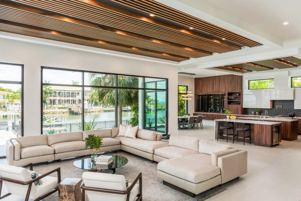 South Tampa, Sunset Park – Waterfront – Tropical Modern